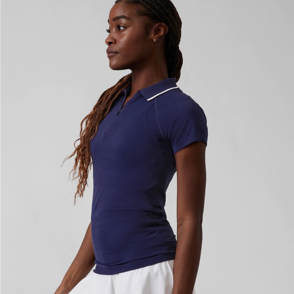 Seamless Momentum polo shirt. Large. Dress Blue.
